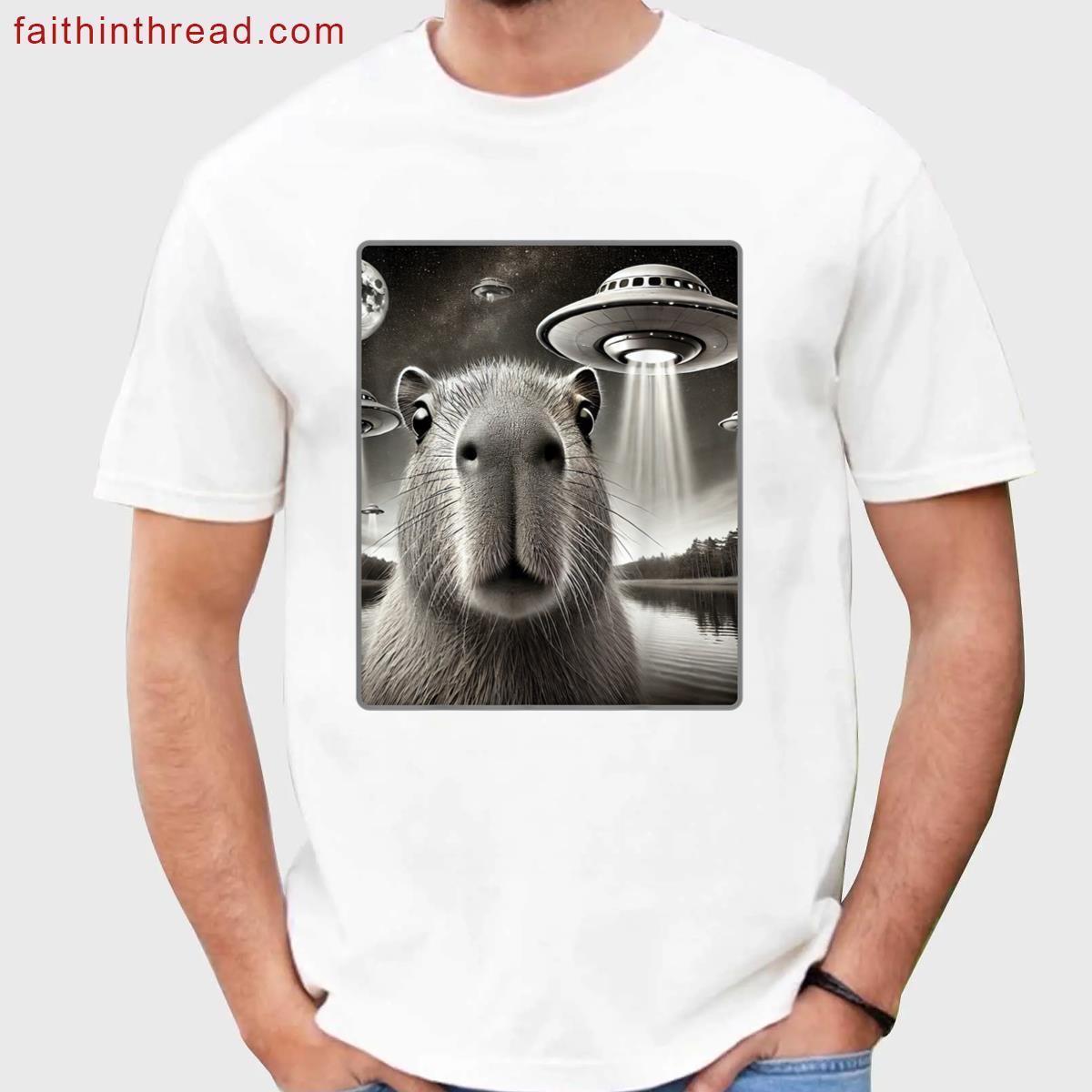 Capybara Selfie With Alien Ufo Capybara Women Men Kids Shirt