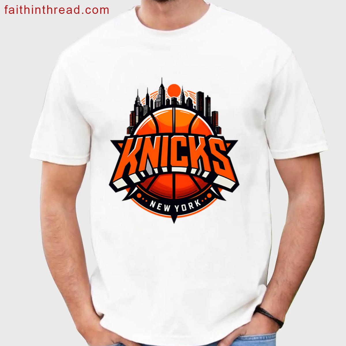 New York Knicks Icon Graphic Tee Shirt