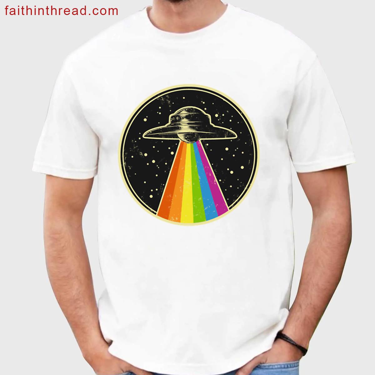 Queer Ufo – Rainbow Ufo Alien Abduction Queer Lgbt Gay Pride Shirt